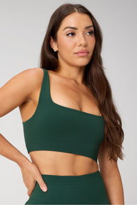 SLEEK SEAMLESS SQUARE NECK LOW IMPACT BRA