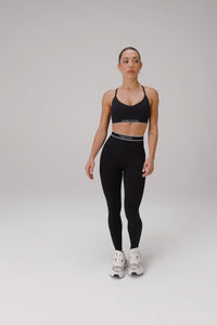 SEAMLESS V-NECK LOW IMPACT BRA