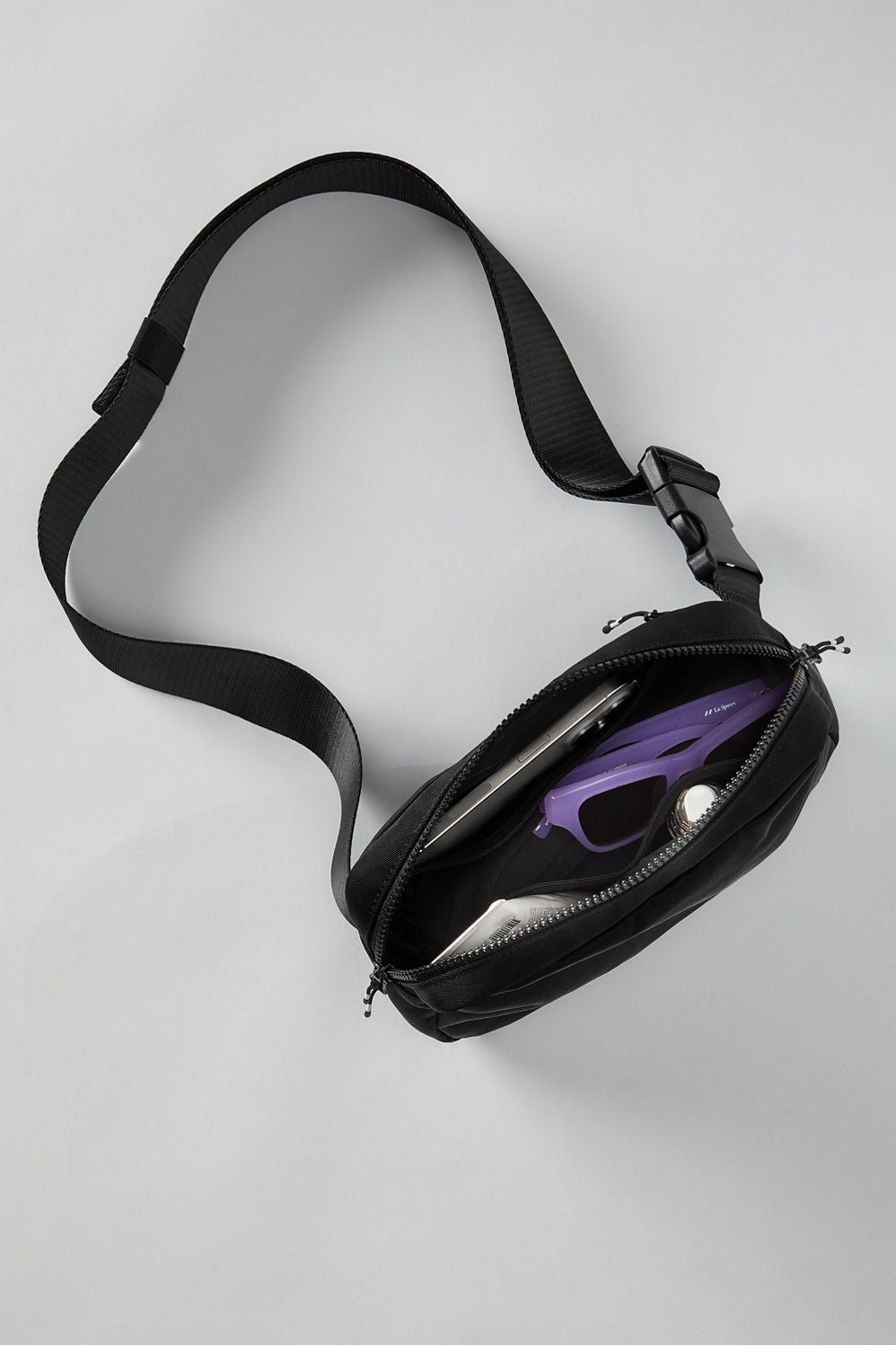 THE BIG BELT BAG