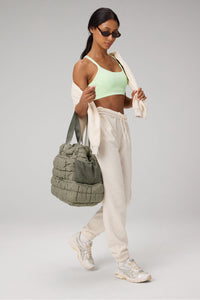 THE ESSENTIAL PUFF GYM BAG