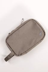 THE SMALL TOILETRY BAG