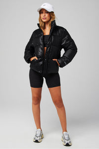 ESSENTIAL SHINE PUFFER