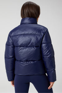 ESSENTIAL SHINE PUFFER