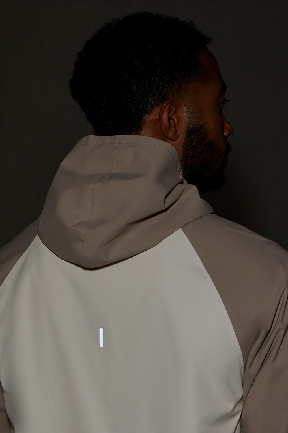 THE WATERPROOF RAIN JACKET
