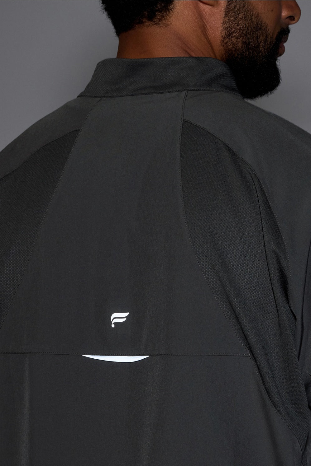 THE O2 RUN JACKET