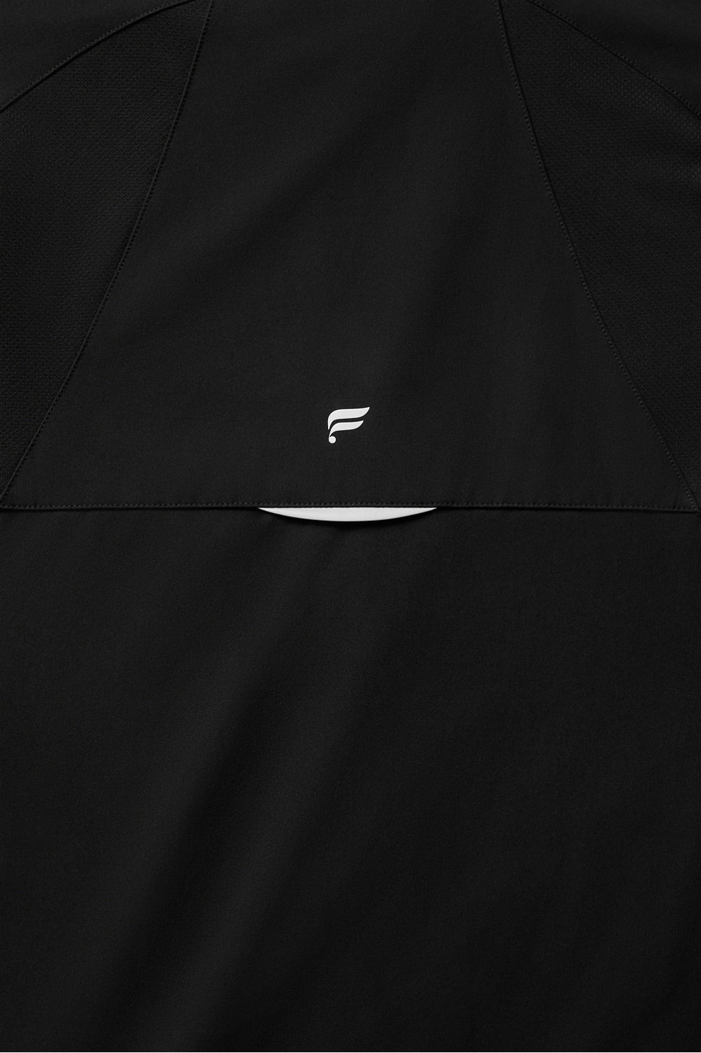 THE O2 RUN JACKET