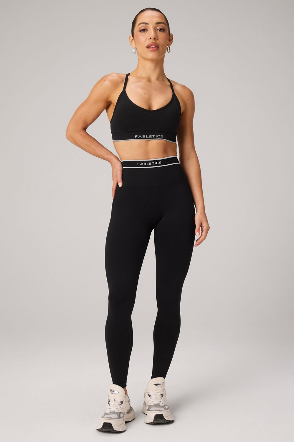 SEAMLESS SCRUNCH LEGGING-SHORT