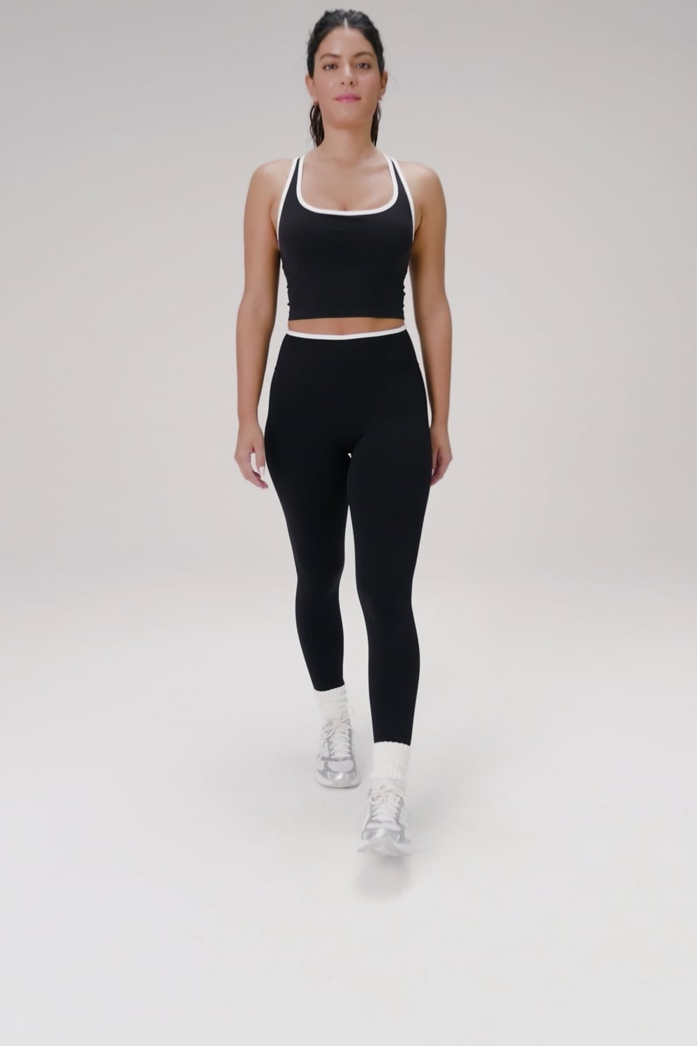 SEAMLESS SCRUNCH LEGGING-SHORT