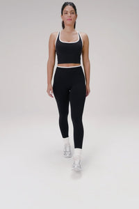 SEAMLESS SCRUNCH LEGGING