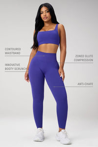 SEAMLESS SCRUNCH LEGGING-SHORT