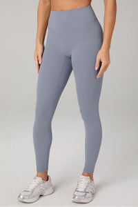 THE NO-SEAM PURELUXE TLC LEGGING-SHORT