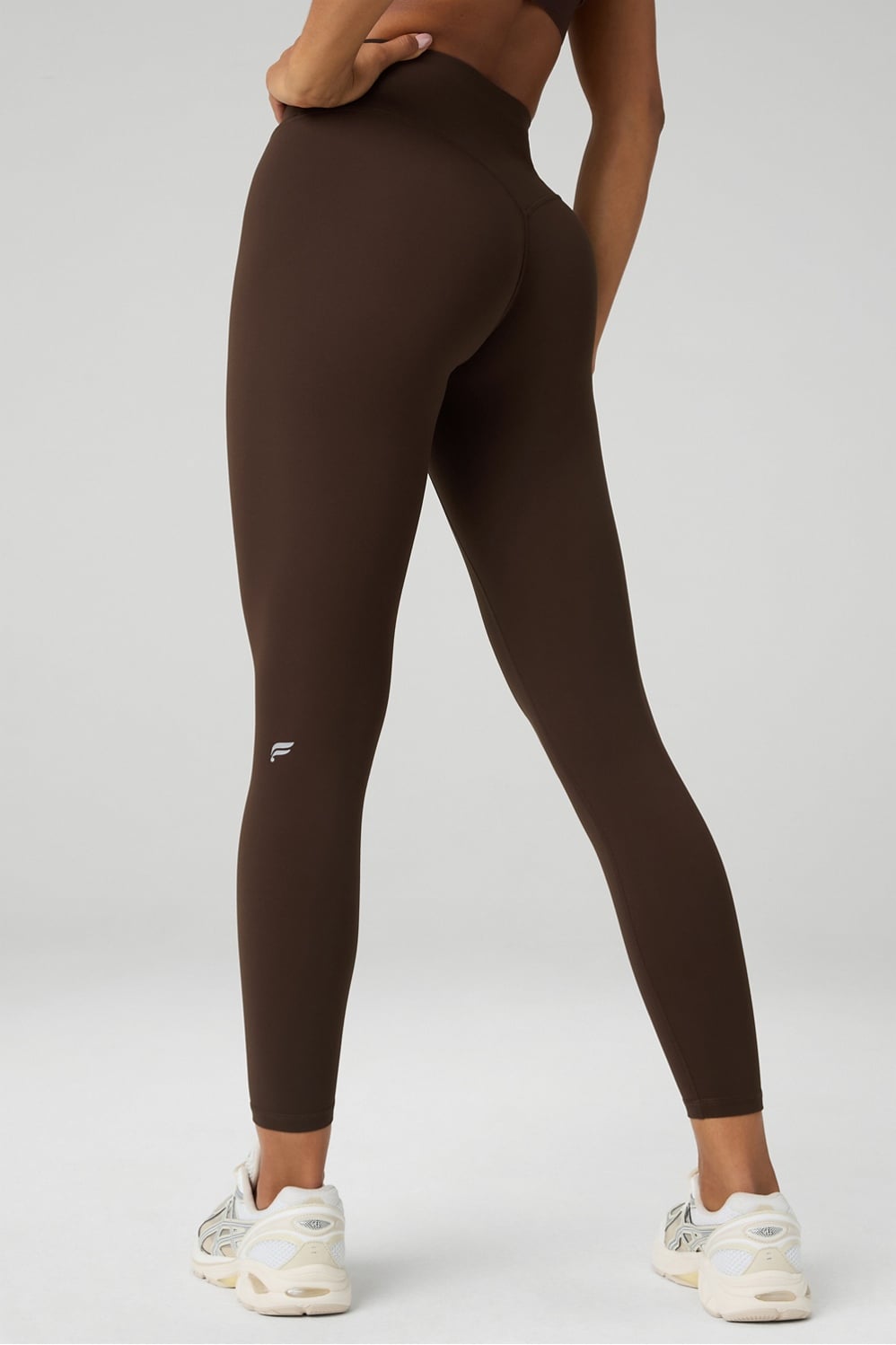 THE NO-SEAM PURELUXE TLC LEGGING-SHORT