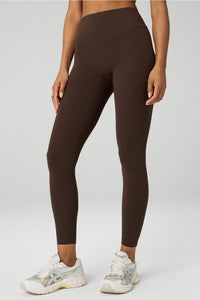 THE NO-SEAM PURELUXE TLC LEGGING-SHORT