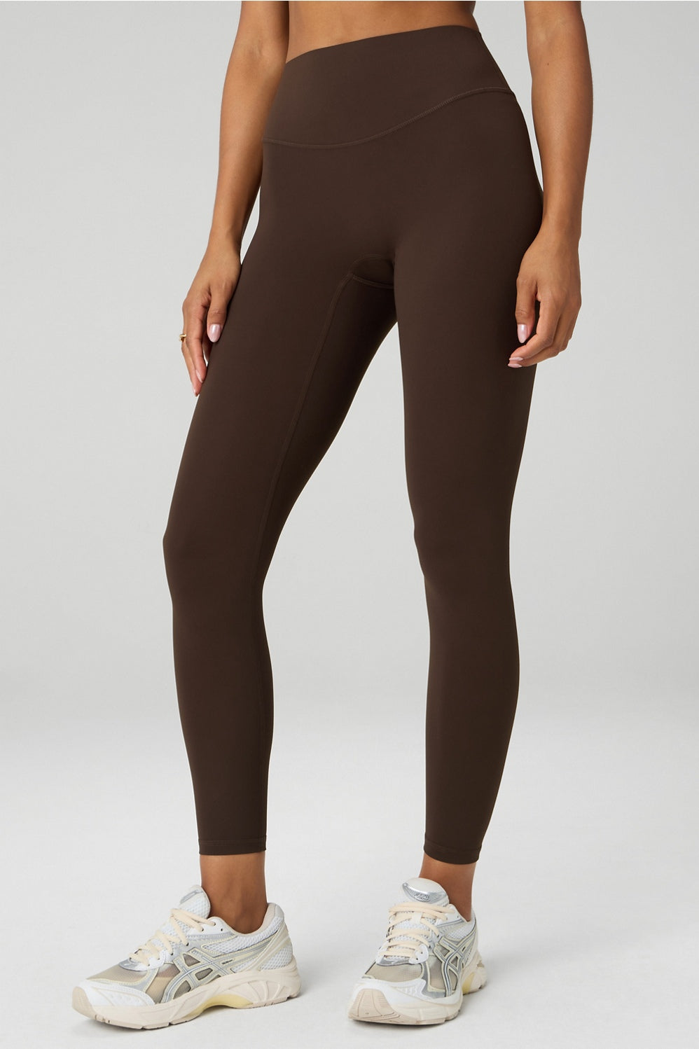 THE NO-SEAM PURELUXE TLC LEGGING-SHORT