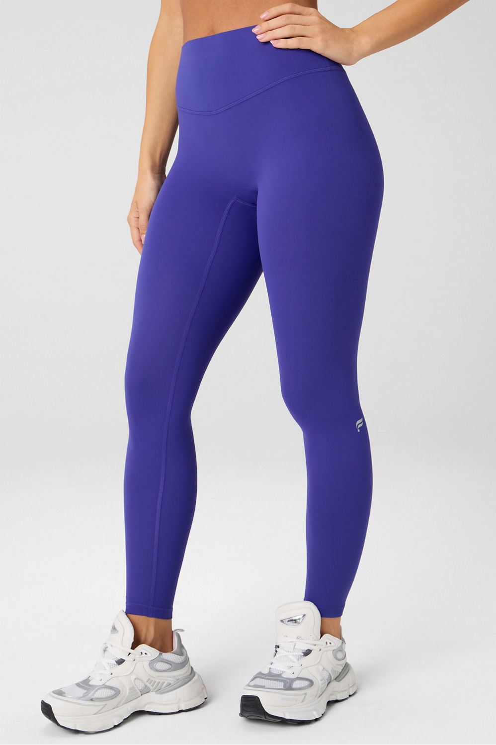 THE NO-SEAM PURELUXE TLC LEGGING-SHORT
