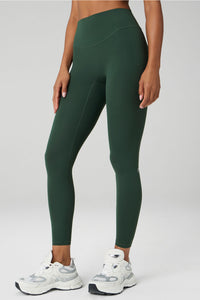THE NO-SEAM PURELUXE TLC LEGGING-SHORT