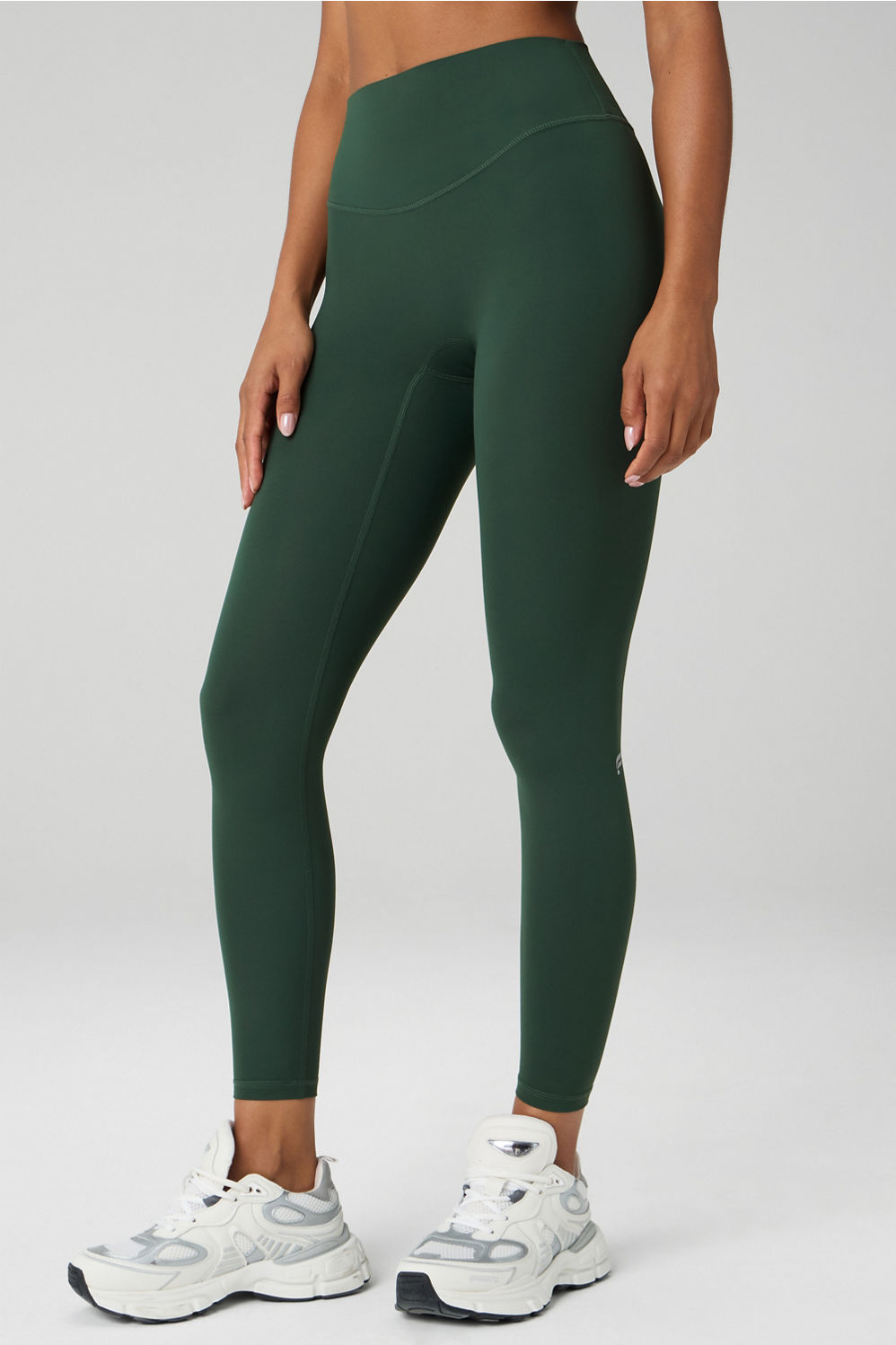 THE NO-SEAM PURELUXE TLC LEGGING-SHORT