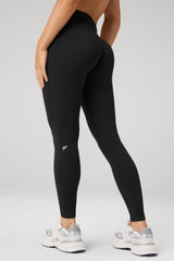 THE NO-SEAM PURELUXE TLC LEGGING