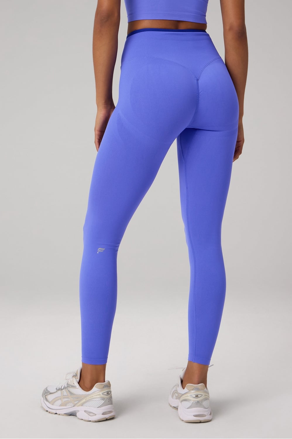 SEAMLESS SCRUNCH LEGGING
