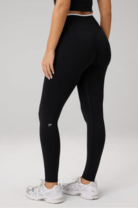 SEAMLESS SCRUNCH LEGGING-SHORT