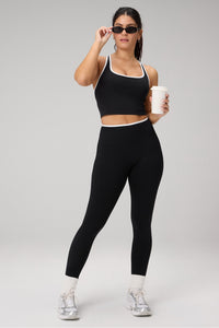 SEAMLESS SCRUNCH LEGGING-SHORT