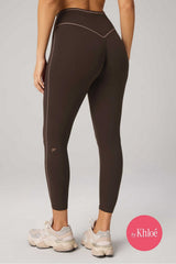 THE NO-SEAM PURELUXE TLC LEGGING-SHORT