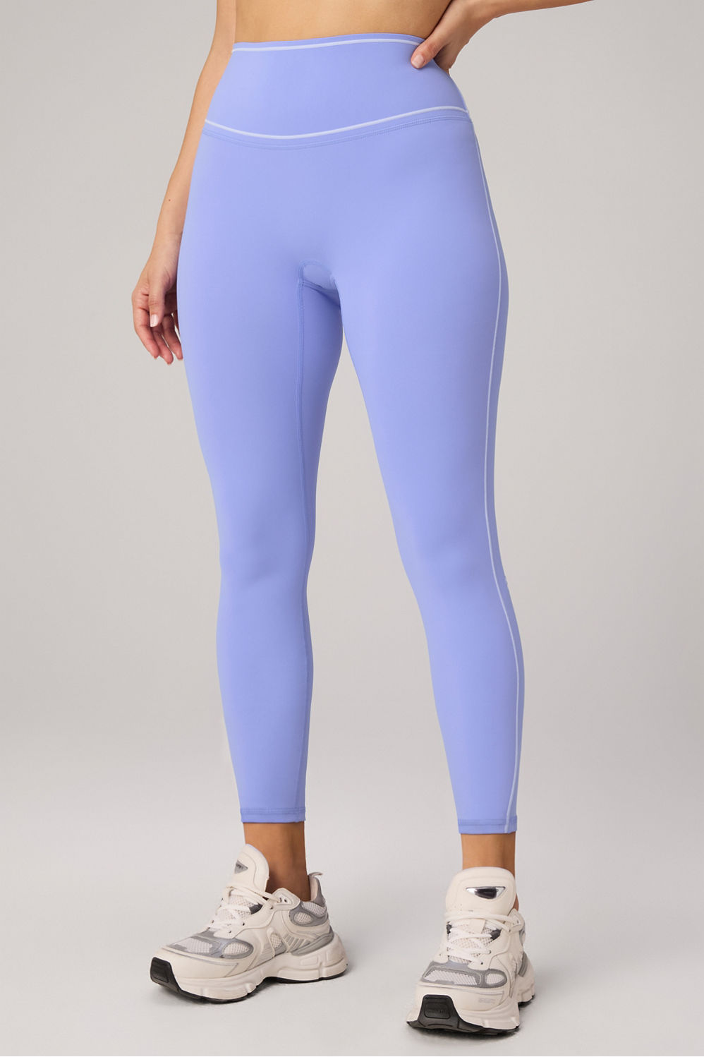 THE NO-SEAM PURELUXE TLC LEGGING-SHORT
