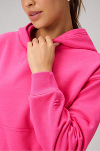 COZY FLEECE HOODIE