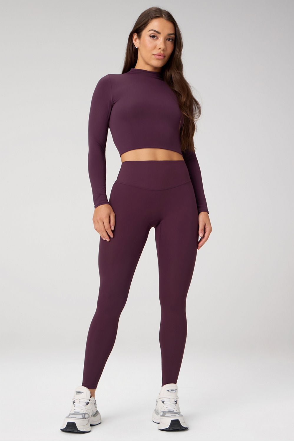 SEAMLESS LONG-SLEEVE ESSENTIAL TEE