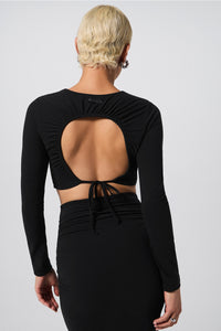 SLEEK LONG SLEEVE TOP