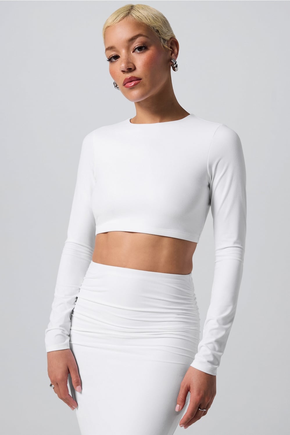 SLEEK LONG SLEEVE TOP