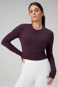 FEATHER TECH+ CROPPED LONG-SLEEVE TOP