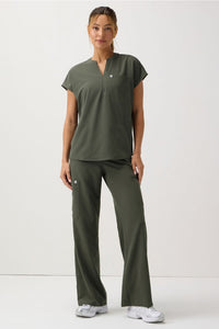 HIGH-RISE WIDE LEG SCRUB PANT