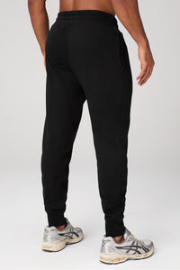 THE GO-TO JOGGER