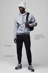 THE GO-TO JOGGER
