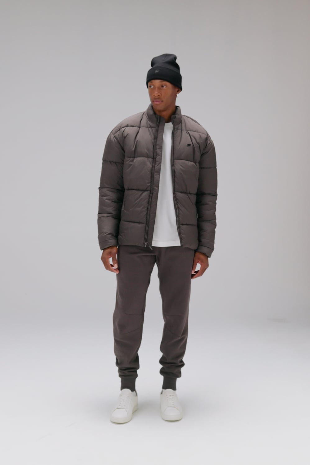 THE GO-TO JOGGER