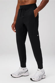 THE ALTITUDE JOGGER