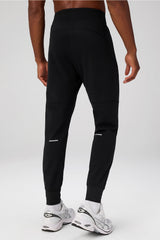 THE ALTITUDE JOGGER