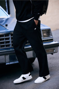 THE GO-TO STRAIGHT LEG PANT