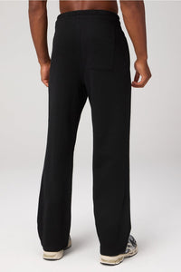 THE GO-TO STRAIGHT LEG PANT