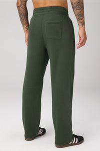 THE GO-TO STRAIGHT LEG PANT