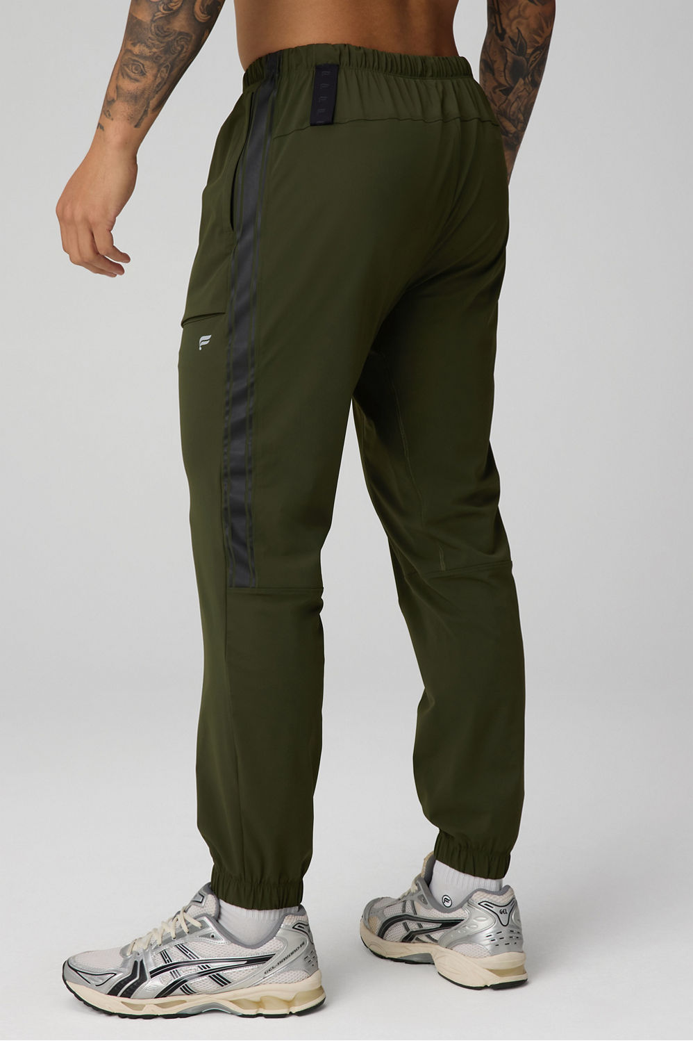 THE ONE JOGGER STRIPE