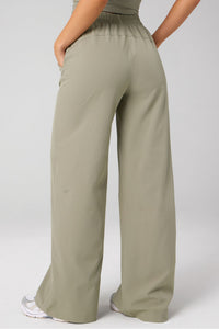 DOWNTOWN WIDE LEG PANT - SHORT