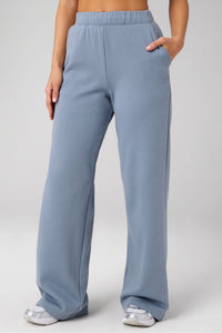 COZY FLEECE WIDE LEG SWEATPANT-SHORT