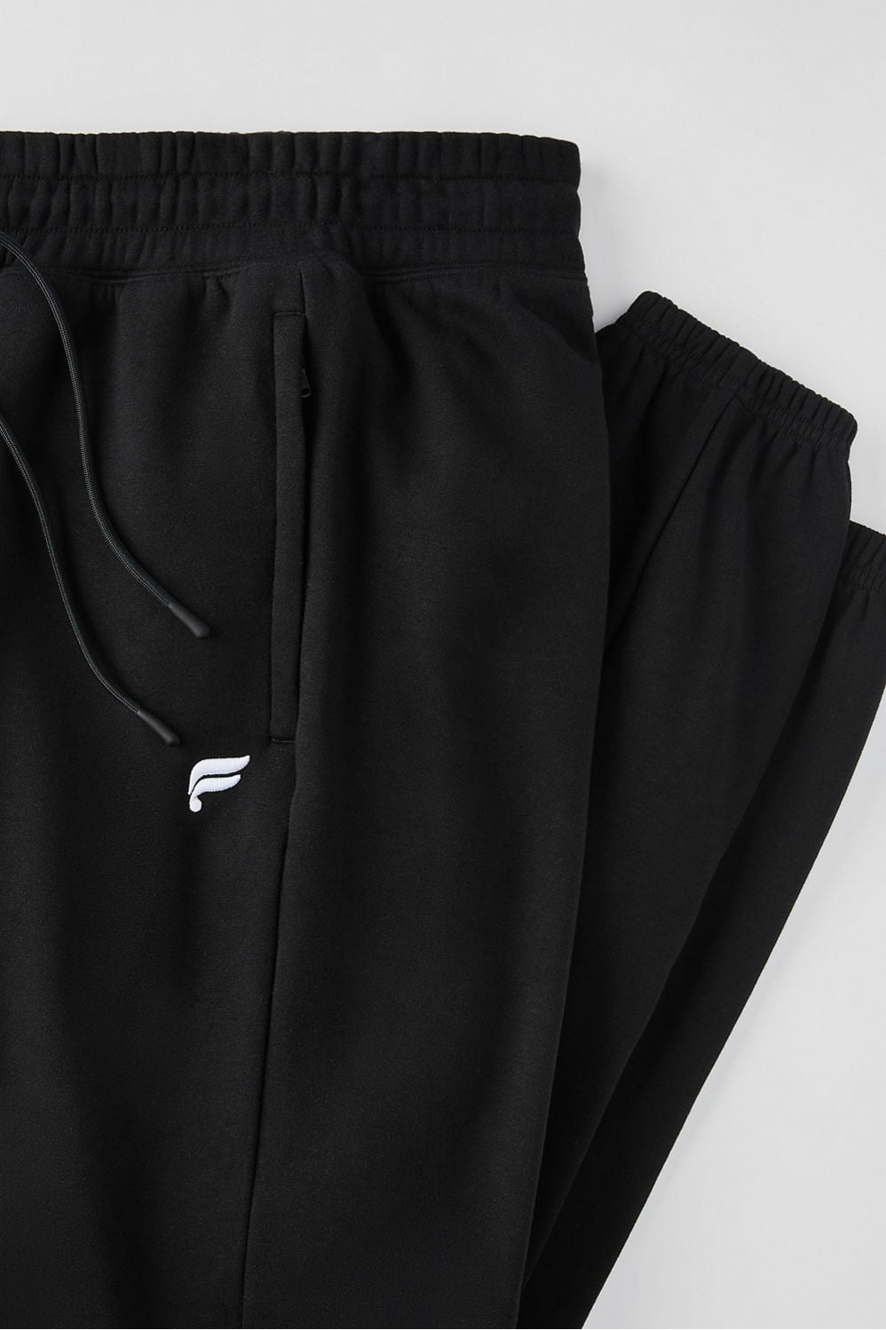 THE GO-TO SWEATPANT