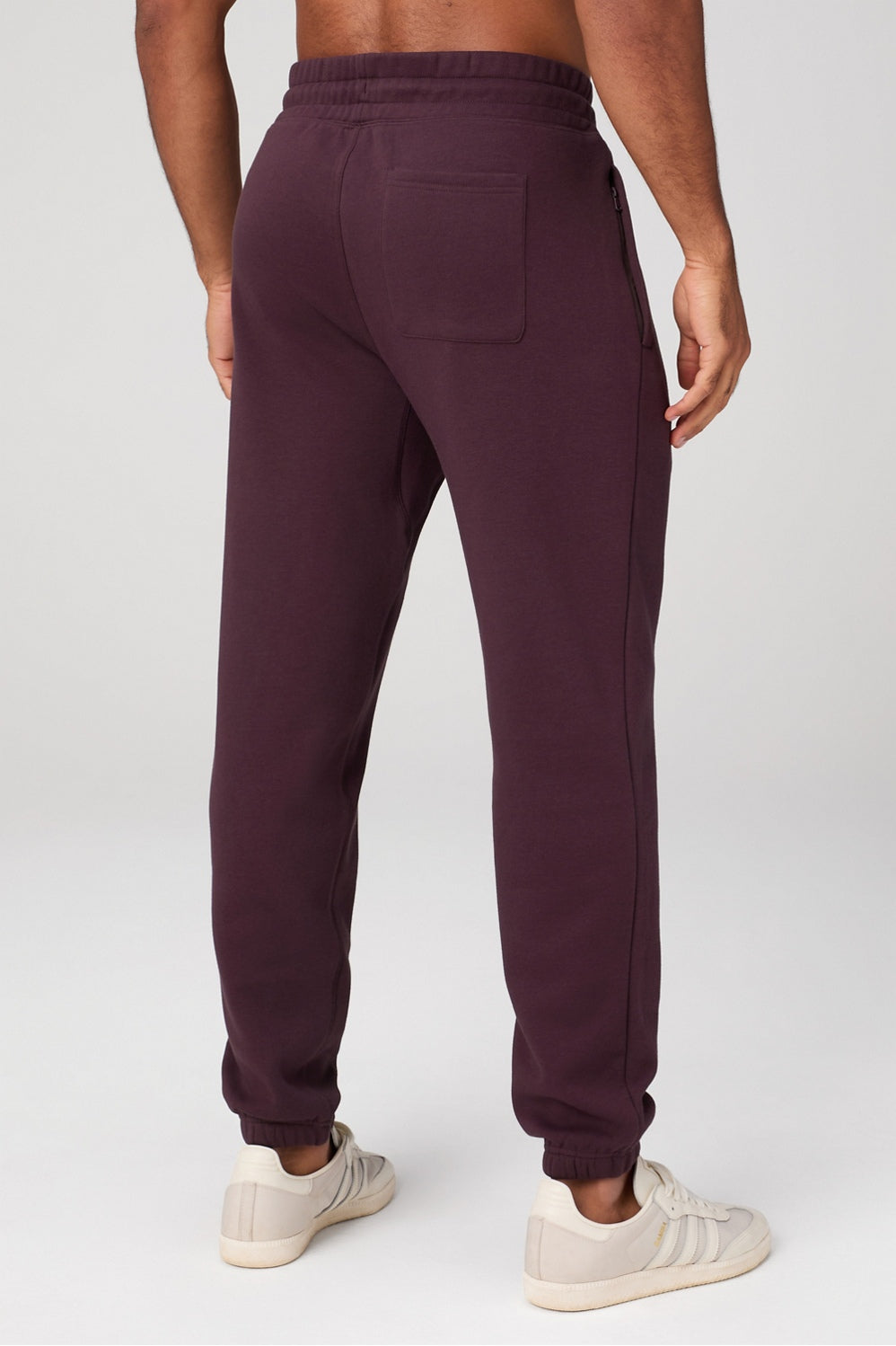THE GO-TO SWEATPANT