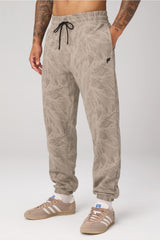 THE GO-TO SWEATPANT