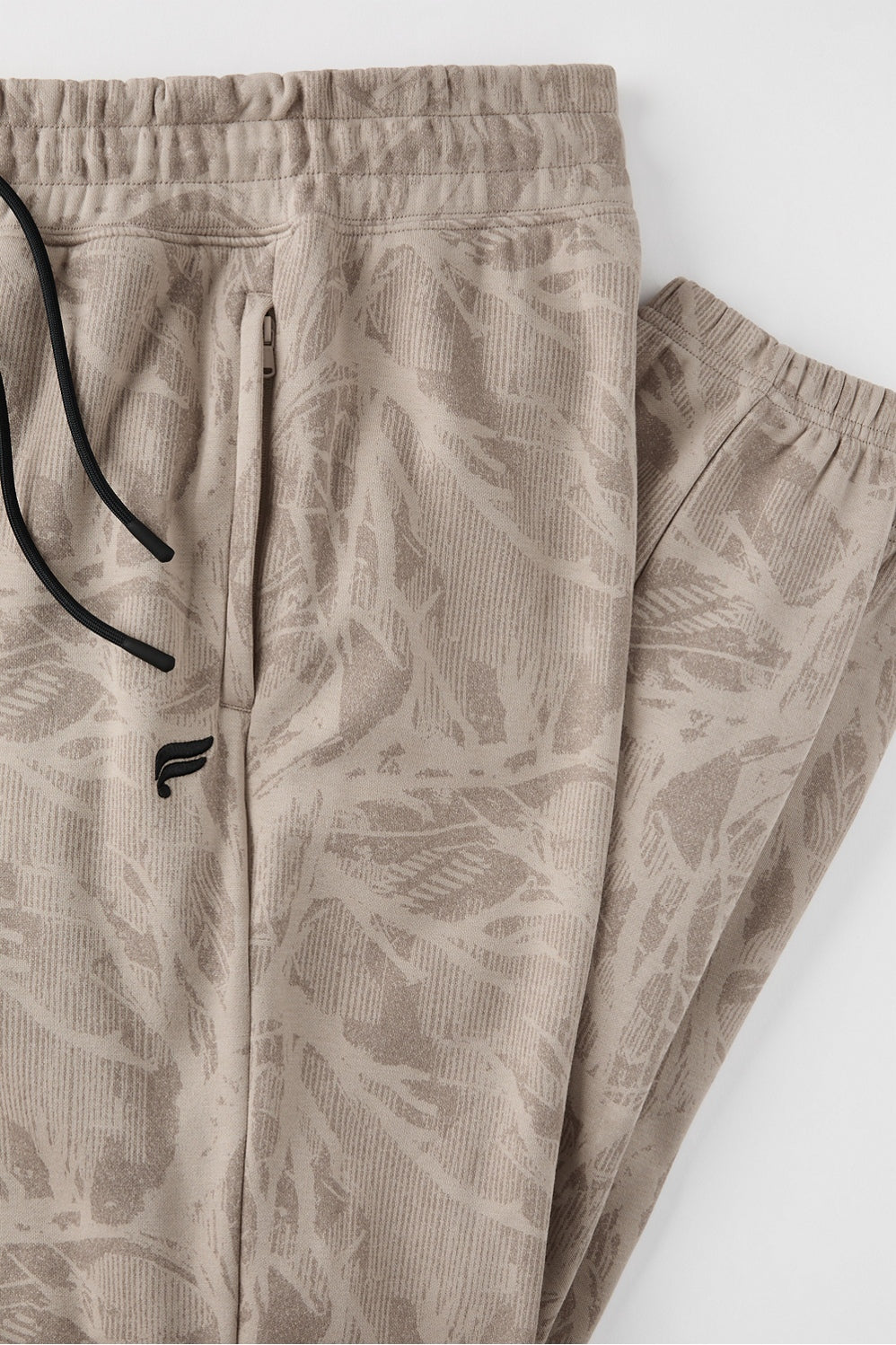 THE GO-TO SWEATPANT