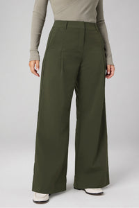 EVERYDAY WIDE LEG TROUSER - SHORT