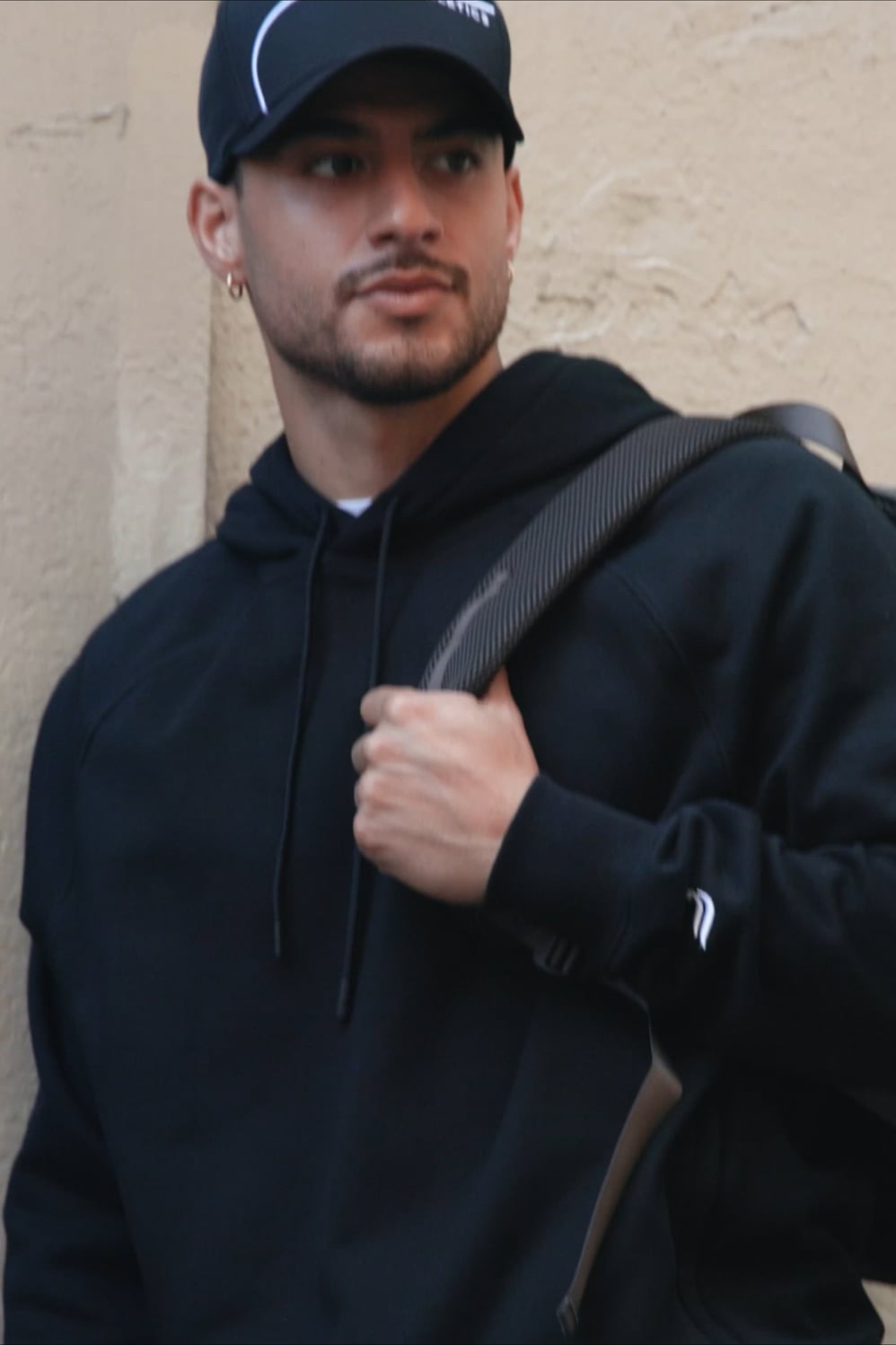 THE GO-TO HOODIE